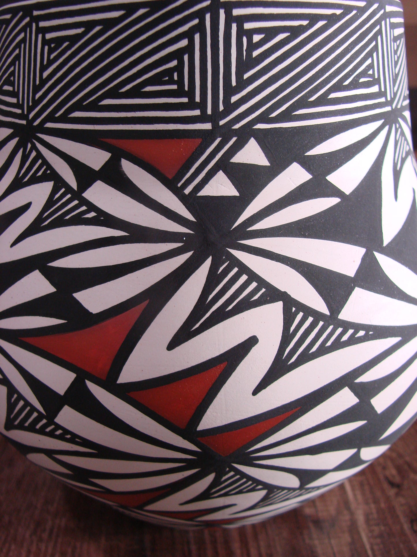 Native American Hand Painted Fine Line Acoma Pottery by Waconda