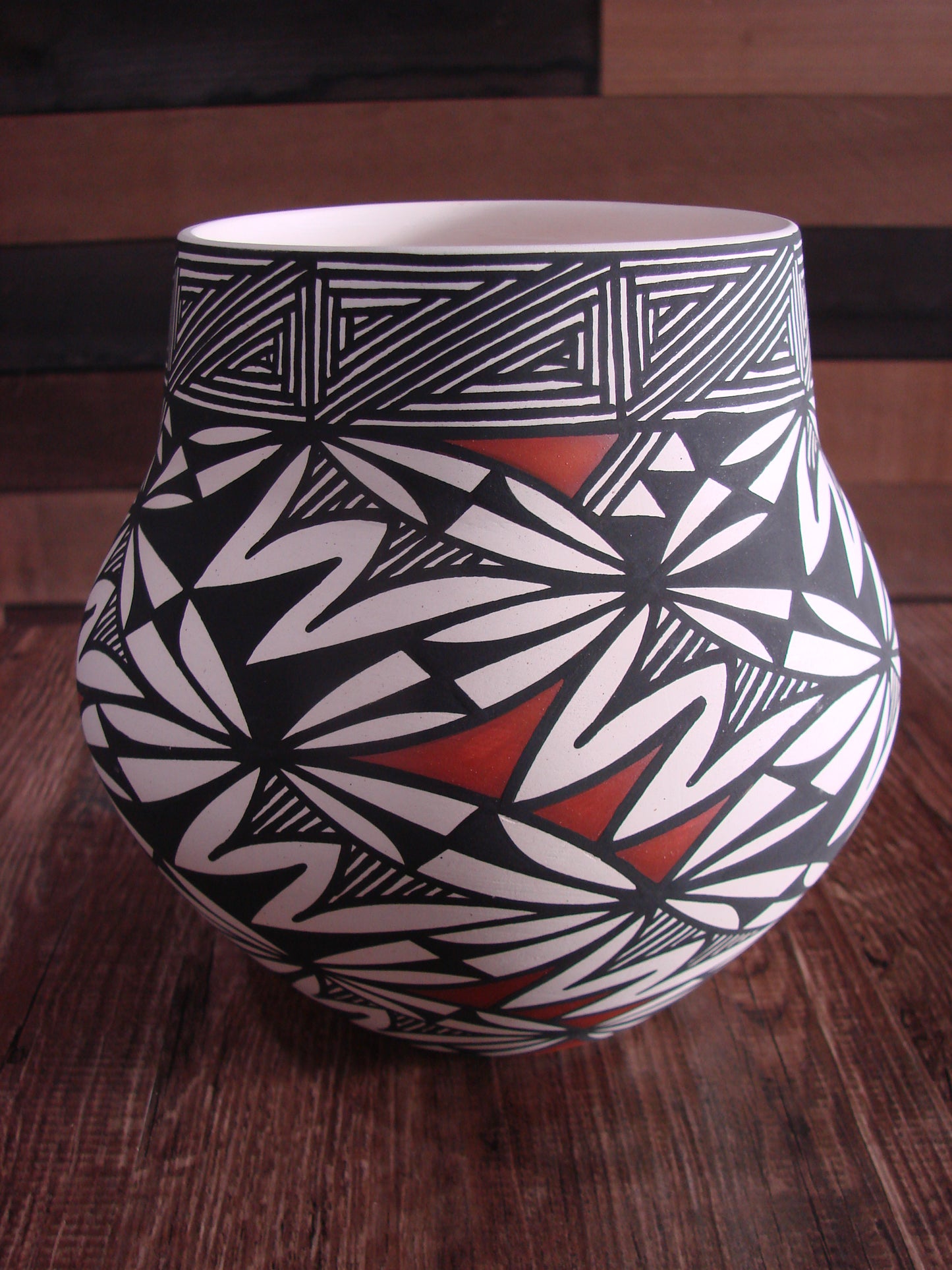 Native American Hand Painted Fine Line Acoma Pottery by Waconda