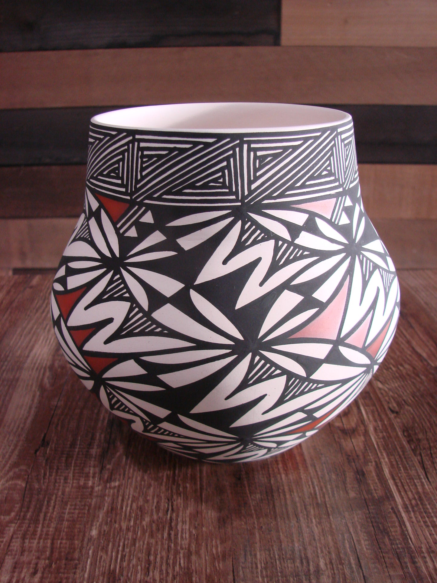 Native American Hand Painted Fine Line Acoma Pottery by Waconda