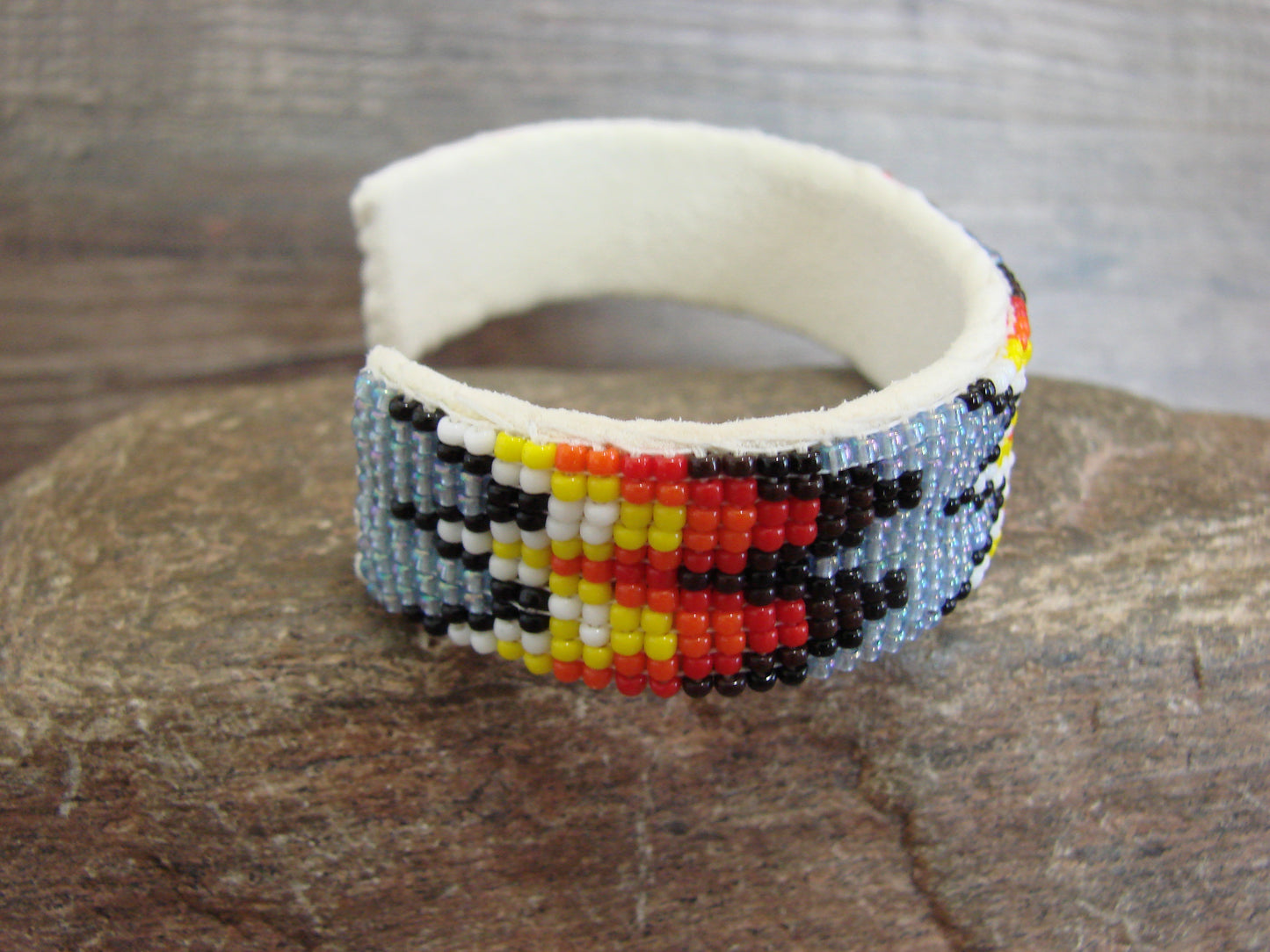 Native American Navajo Indian Hand Beaded 3/4" Bracelet by Cleveland