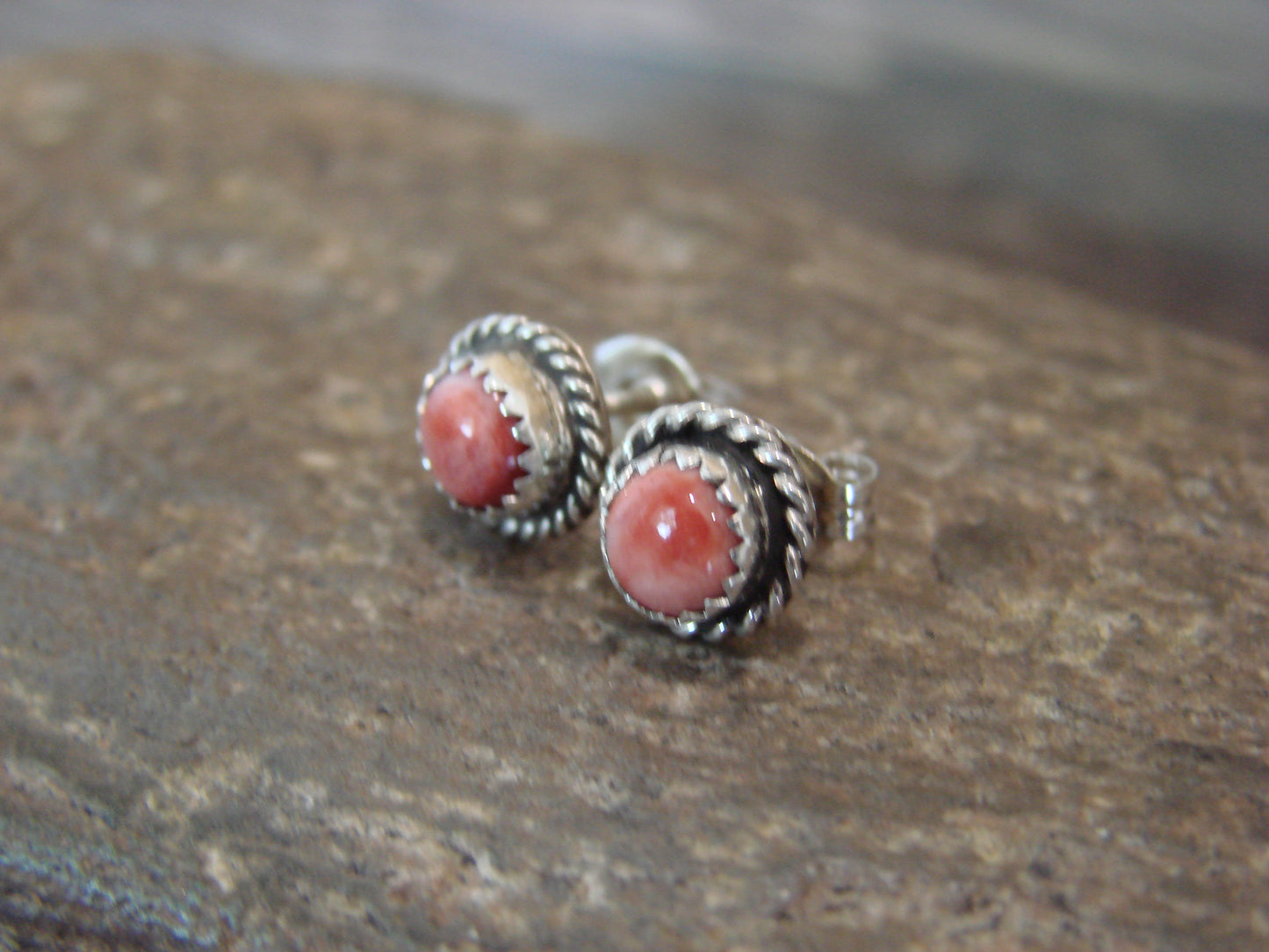 Navajo Indian Sterling Silver 1/4" Round Spiny Oyster Post Earrings by White