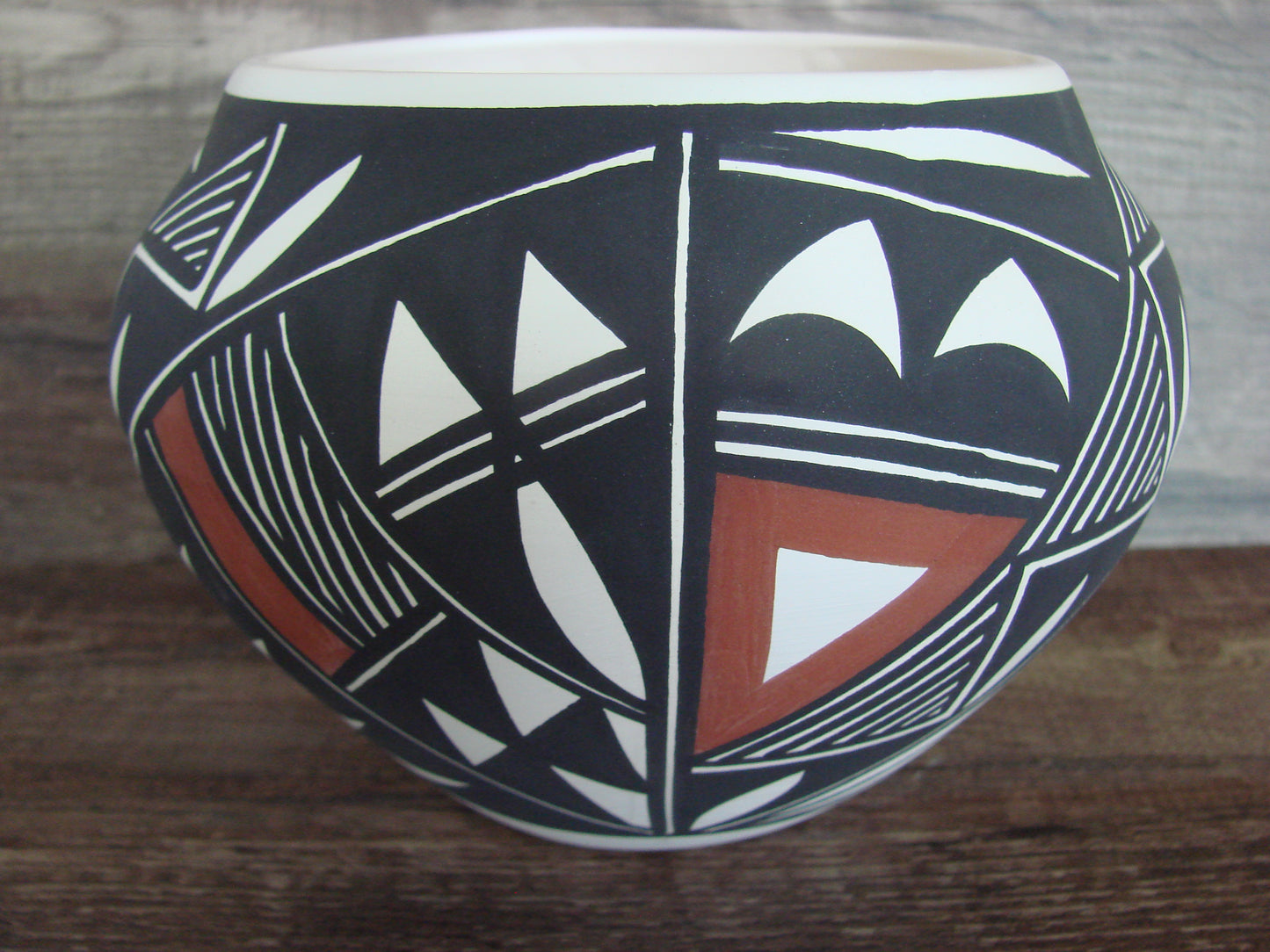 Acoma Pueblo Fine Line Hand Painted Pottery by Victorino