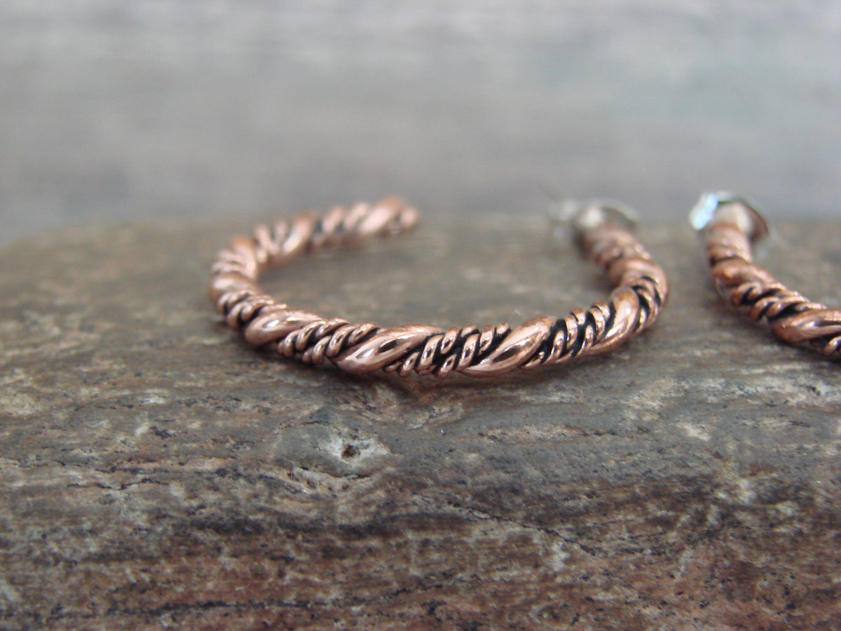 Native American Twisted Copper Hoop Earrings - Tahe