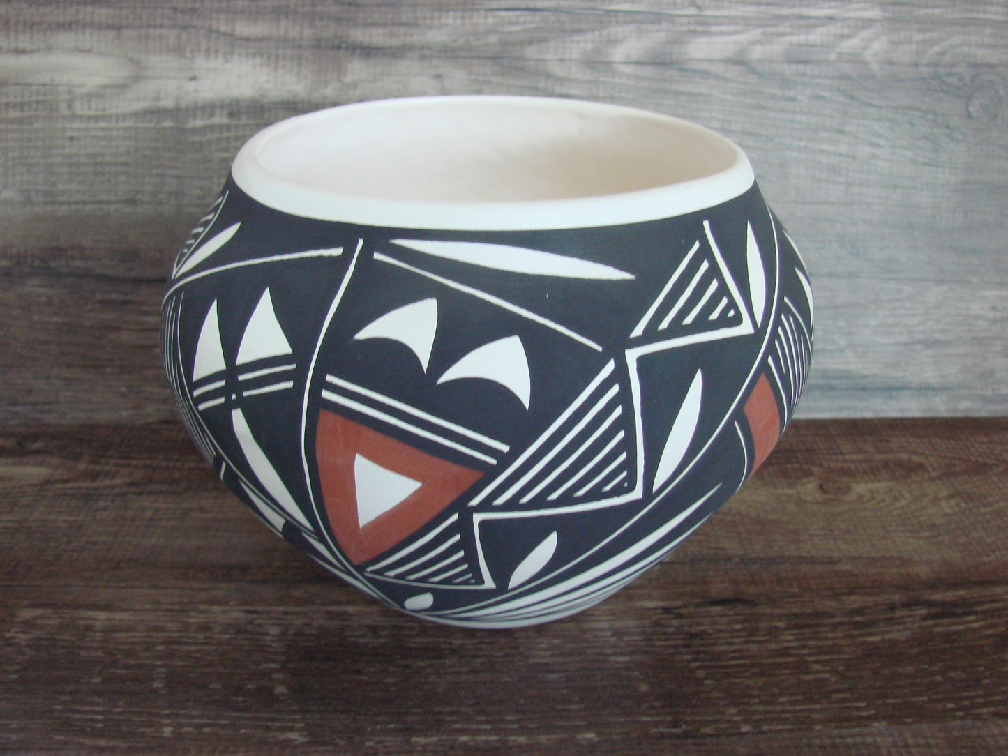 Acoma Pueblo Fine Line Hand Painted Pottery by Victorino