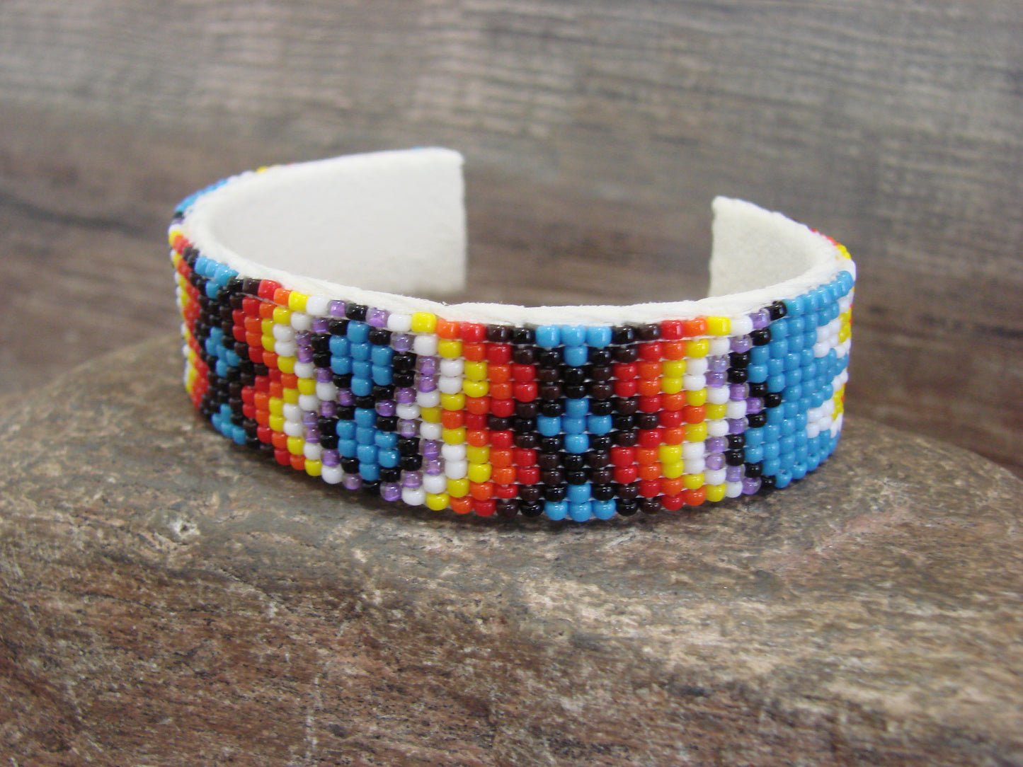 Native American Navajo Indian Hand Beaded 3/4" Bracelet by Cleveland