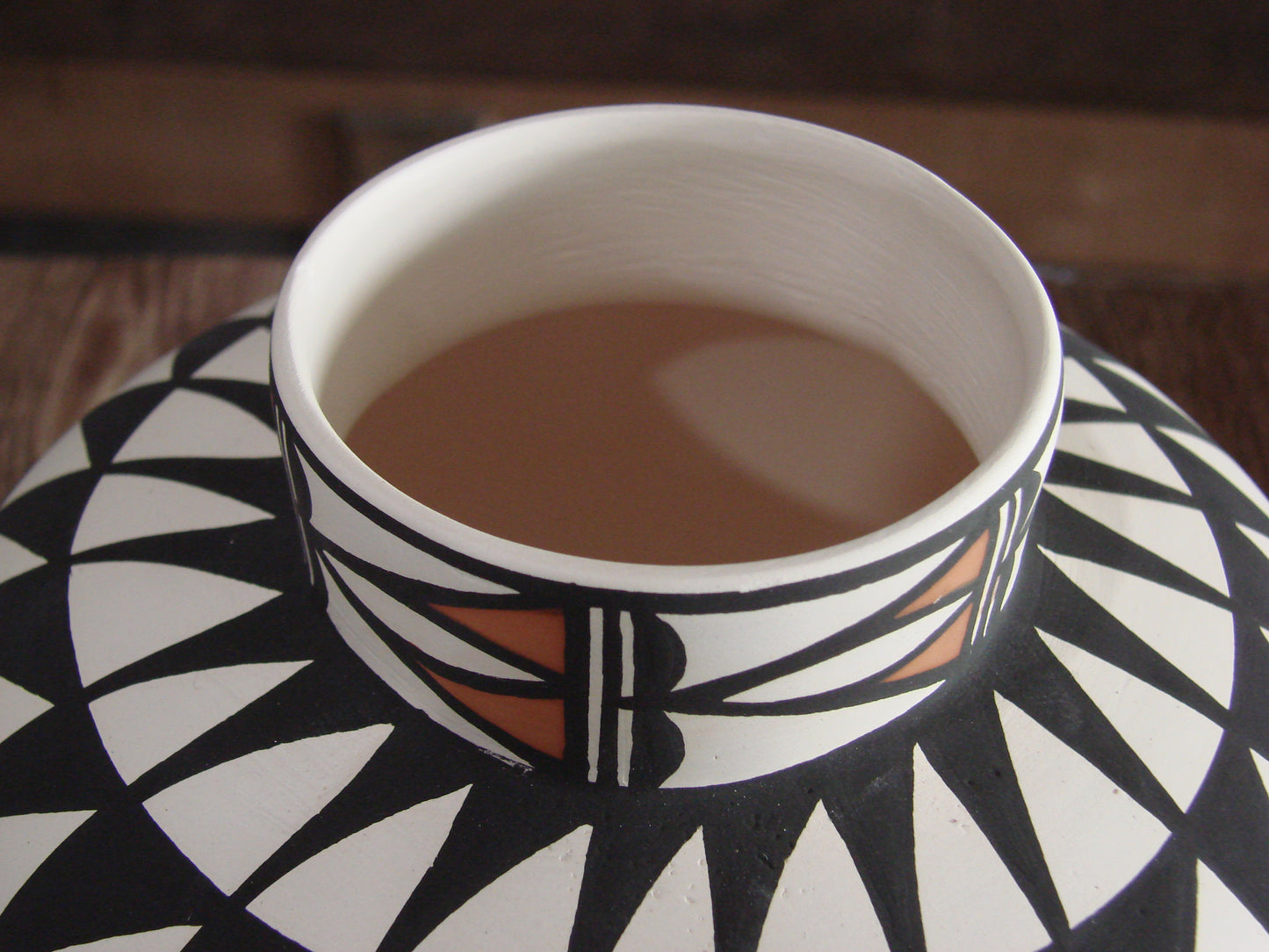 Native American Hand Painted Fine Line Acoma Pottery by Waconda