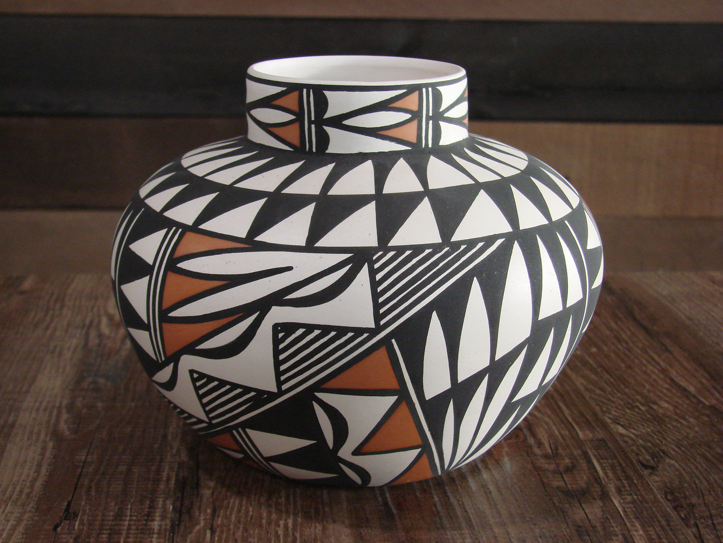 Native American Hand Painted Fine Line Acoma Pottery by Waconda