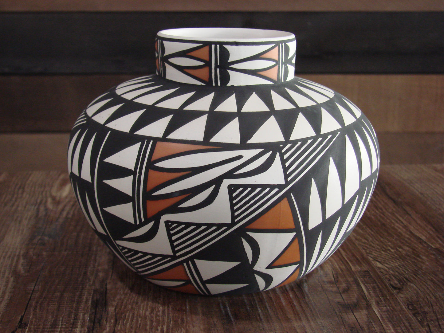 Native American Hand Painted Fine Line Acoma Pottery by Waconda