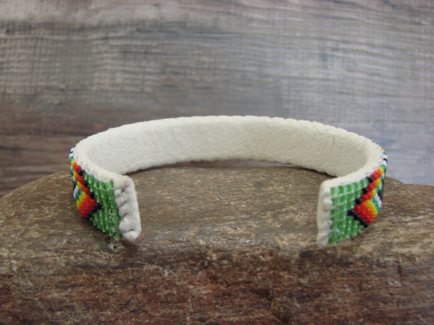 Native American Navajo Indian Hand Beaded 1/2" Bracelet by Cleveland