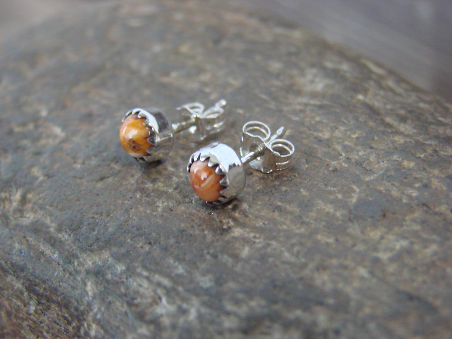 Native American Sterling Silver & Spiny Oyster Dot Stud Post Earrings by Martinez
