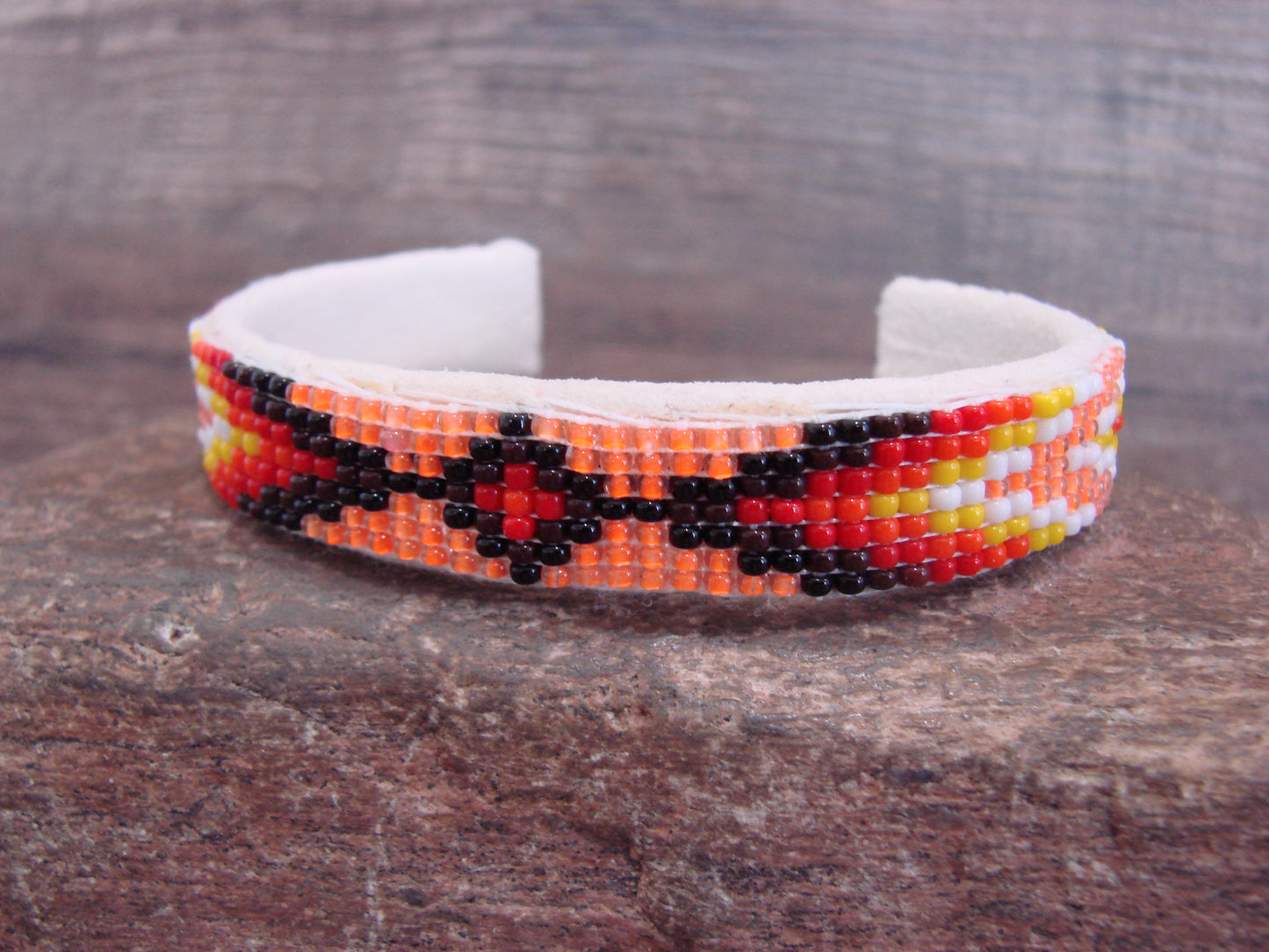 Native American Navajo Indian Hand Beaded 1/2" Bracelet by Cleveland