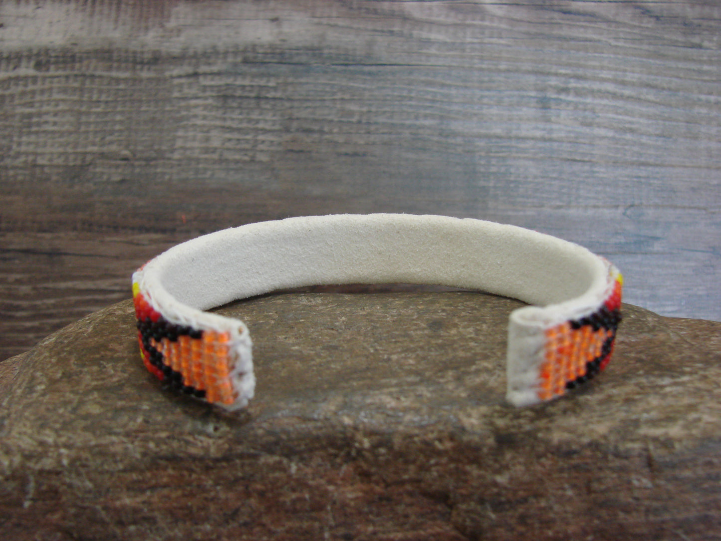 Native American Navajo Indian Hand Beaded 1/2" Bracelet by Cleveland