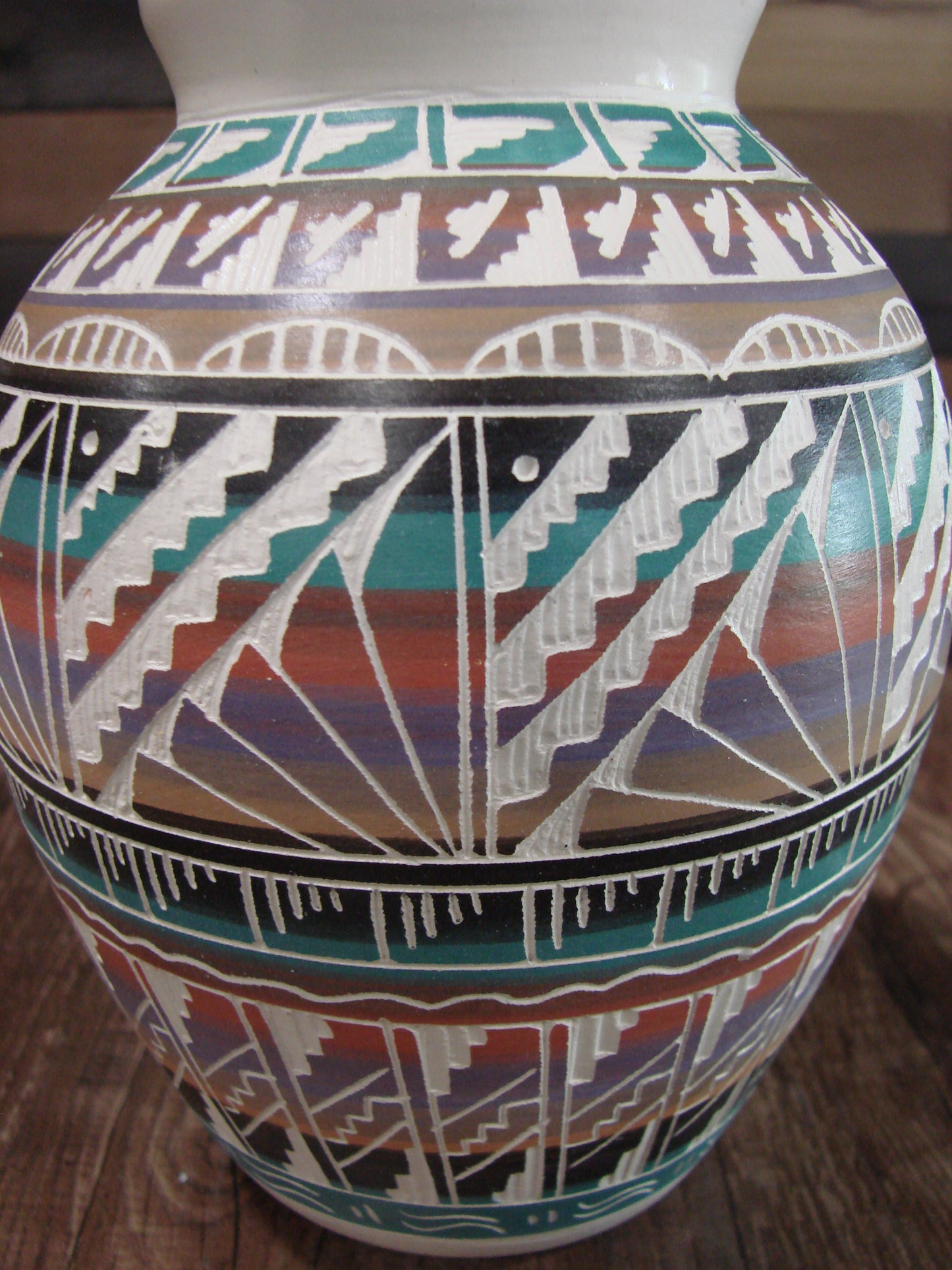 Native American Hand Etched & Hand Painted Pottery - Gilmore