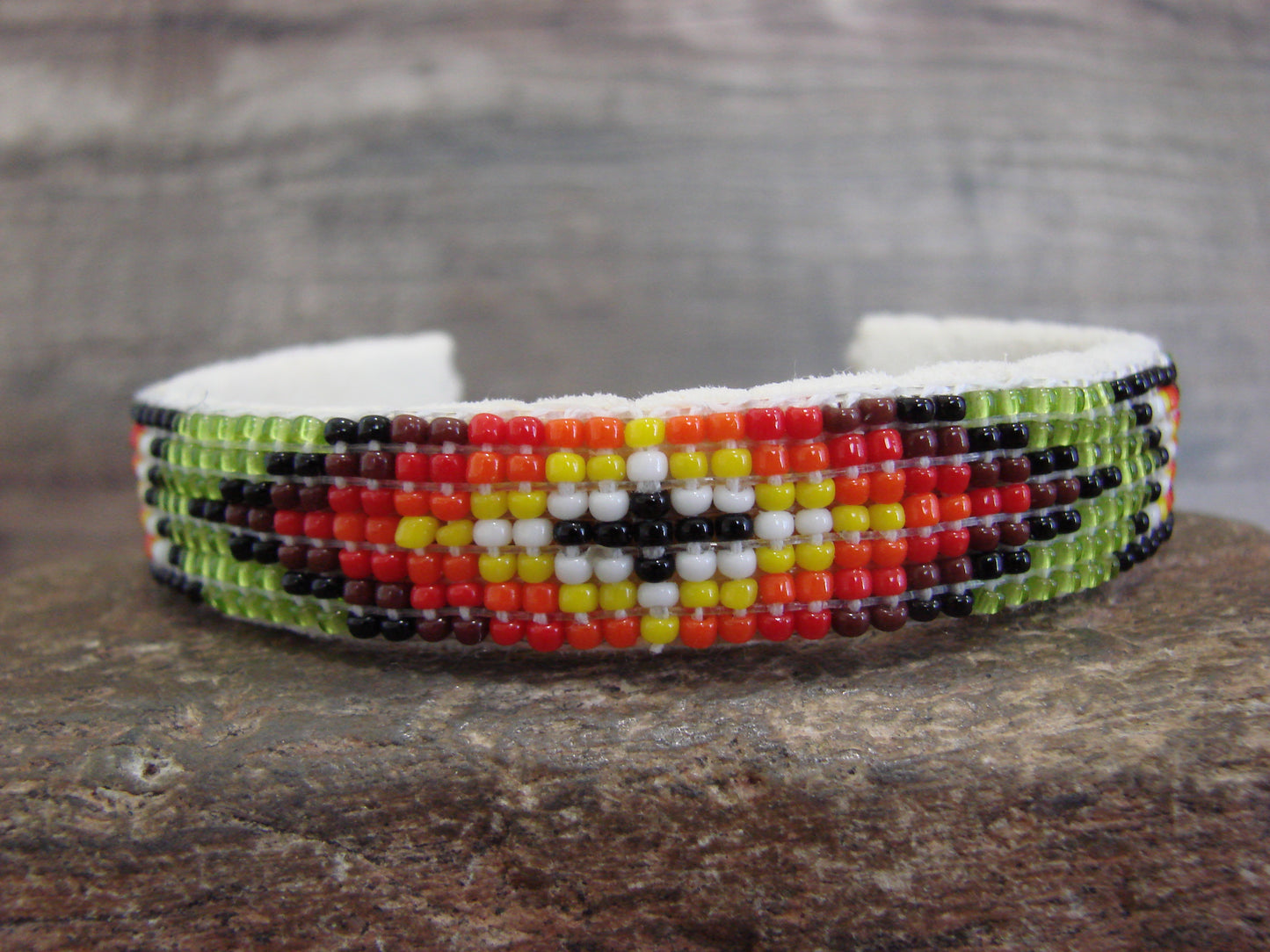 Native American Navajo Indian Hand Beaded 1/2" Bracelet by Cleveland
