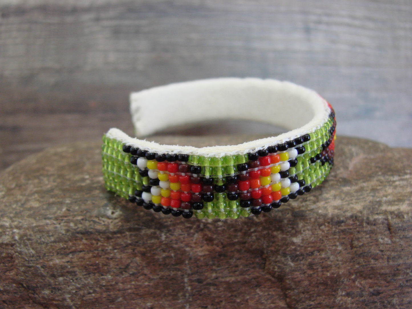 Native American Navajo Indian Hand Beaded 1/2" Bracelet by Cleveland