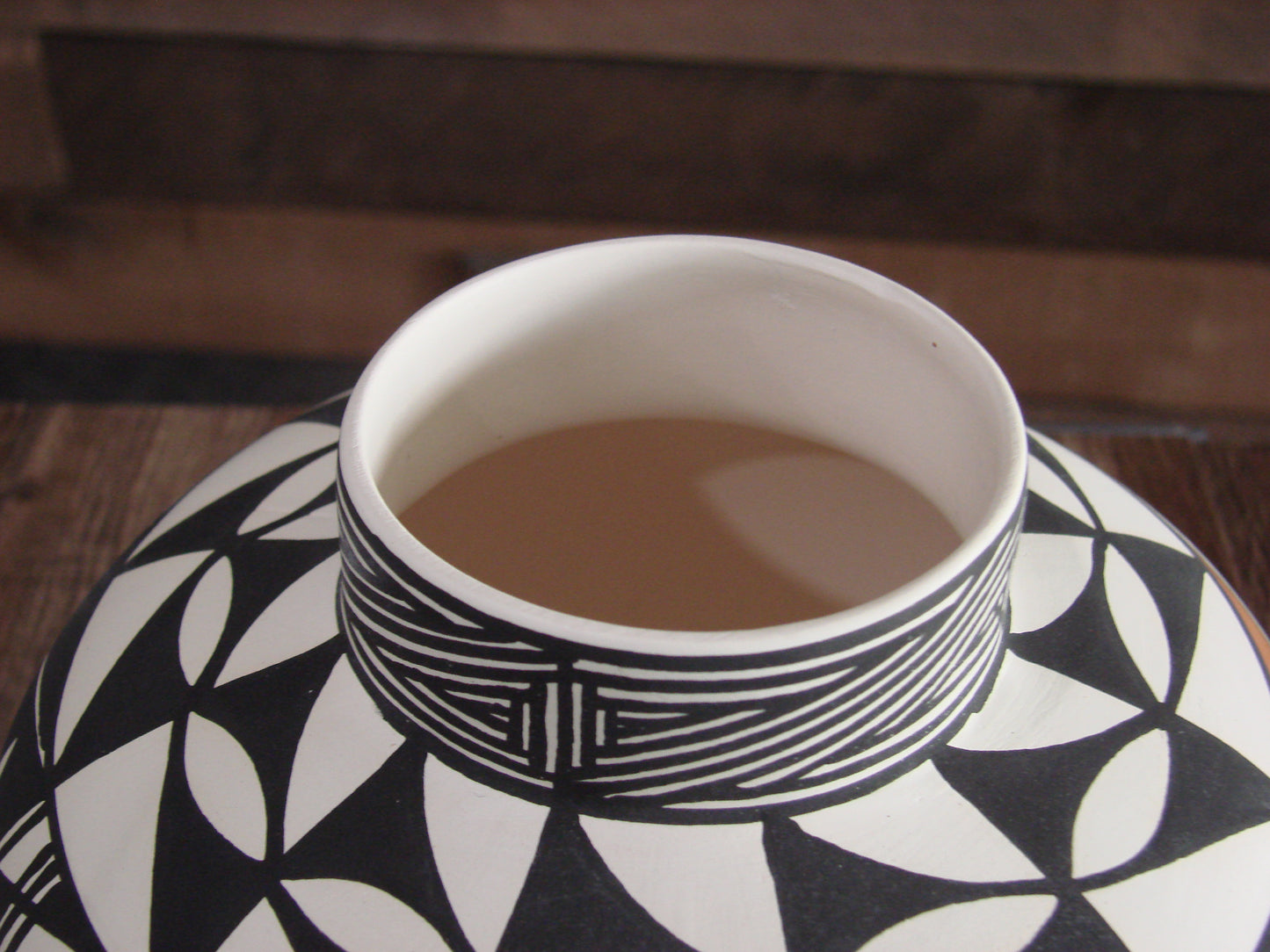 Native American Hand Painted Fine Line Acoma Pottery by Waconda