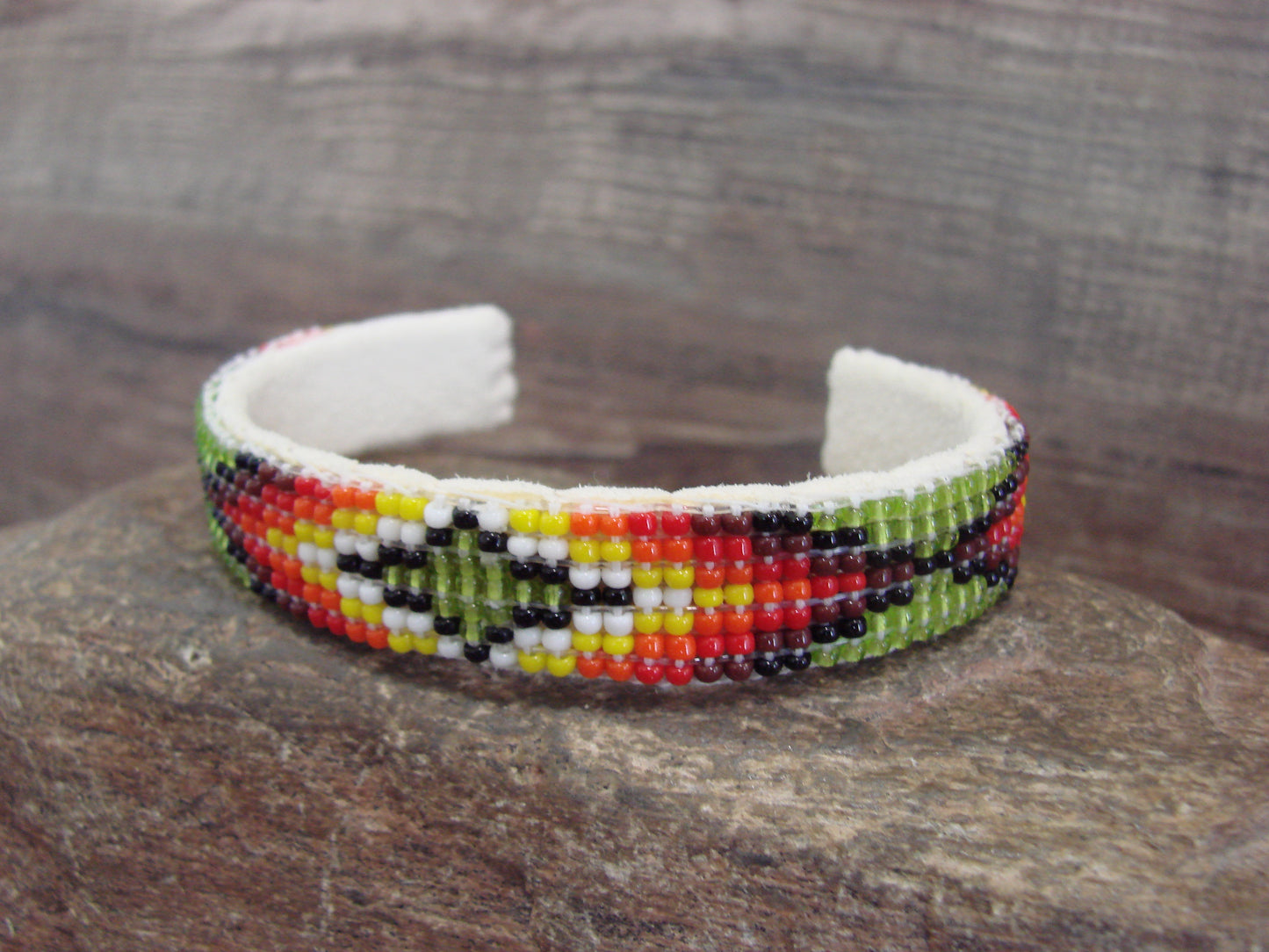 Native American Navajo Indian Hand Beaded 1/2" Bracelet by Cleveland