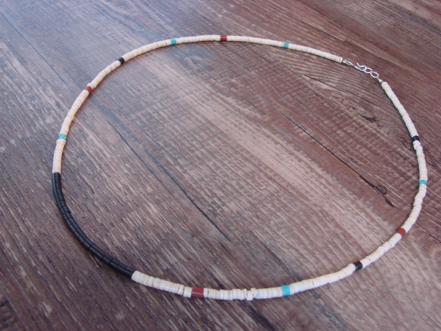 Native American 18" Santo Domingo Tortoise Shell Heishi Necklace - Crespin