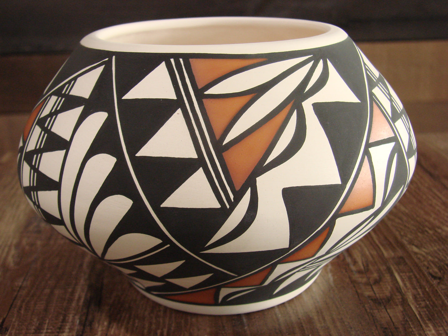 Native American Hand Painted Fine Line Acoma Pottery by Waconda