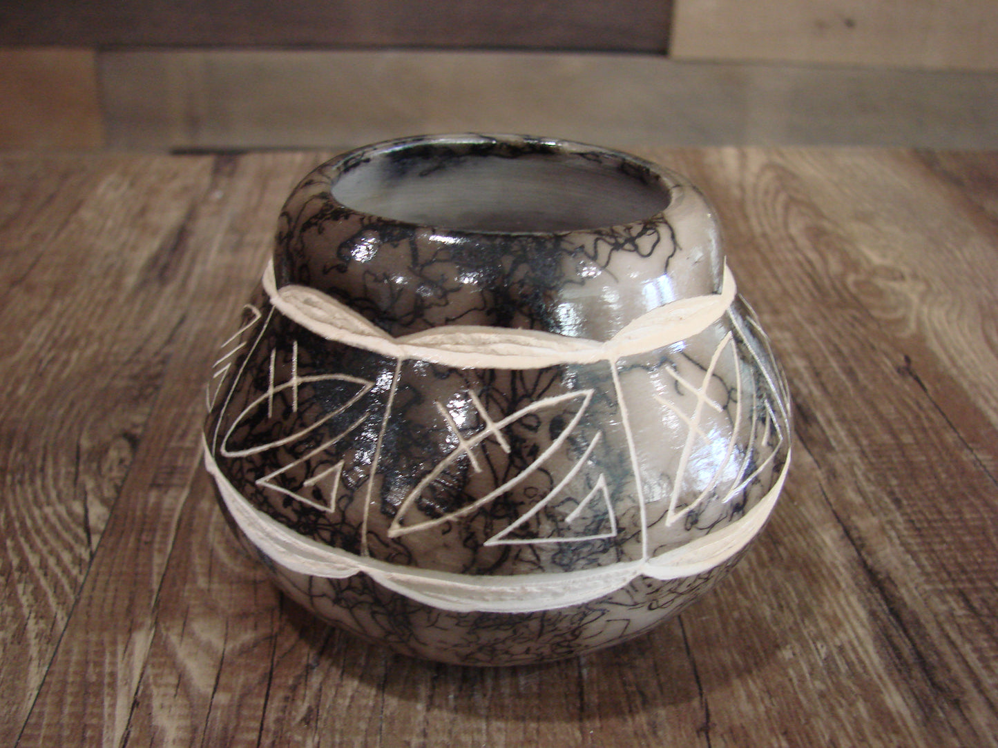 Native American Navajo Indian Horse Hair Pottery by T Vail