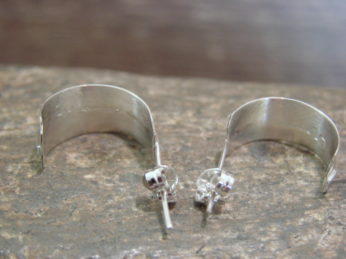 Native American Sterling Silver Feather Hoop Post Earrings Signed Davis