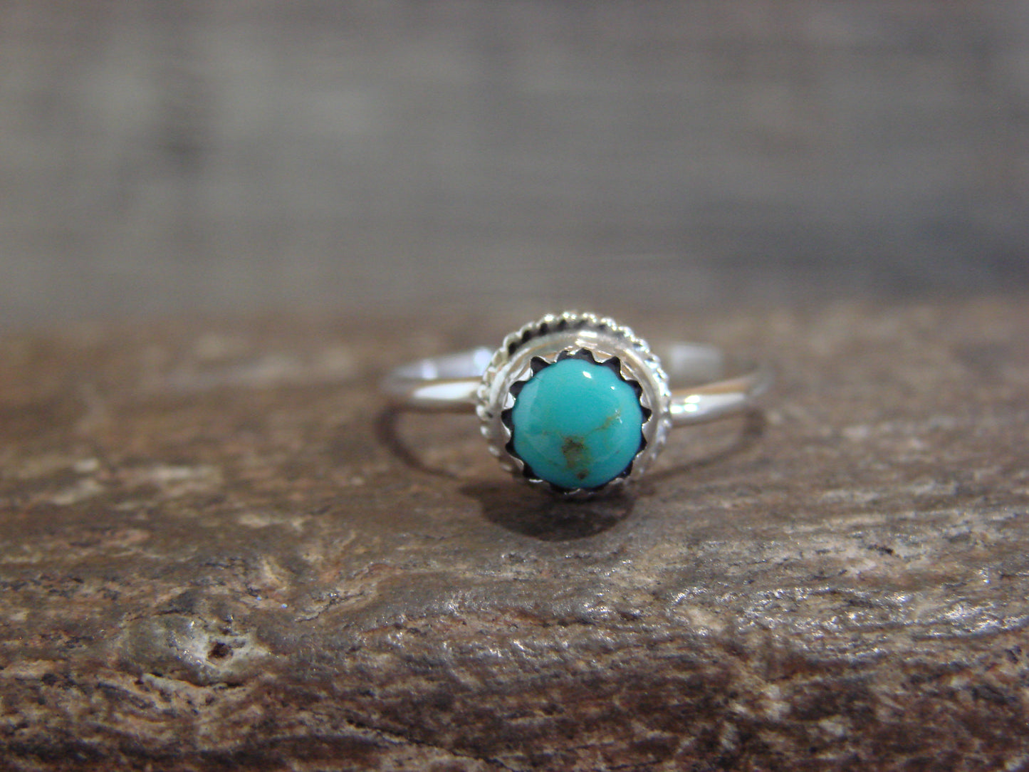 Native American Sterling Silver Round Turquoise Ring by Qualo - Size 5.5