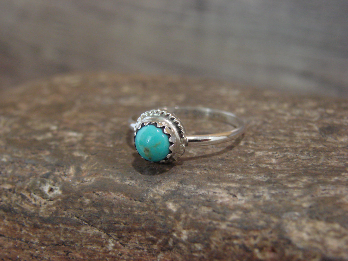 Native American Sterling Silver Round Turquoise Ring by Qualo - Size 5.5