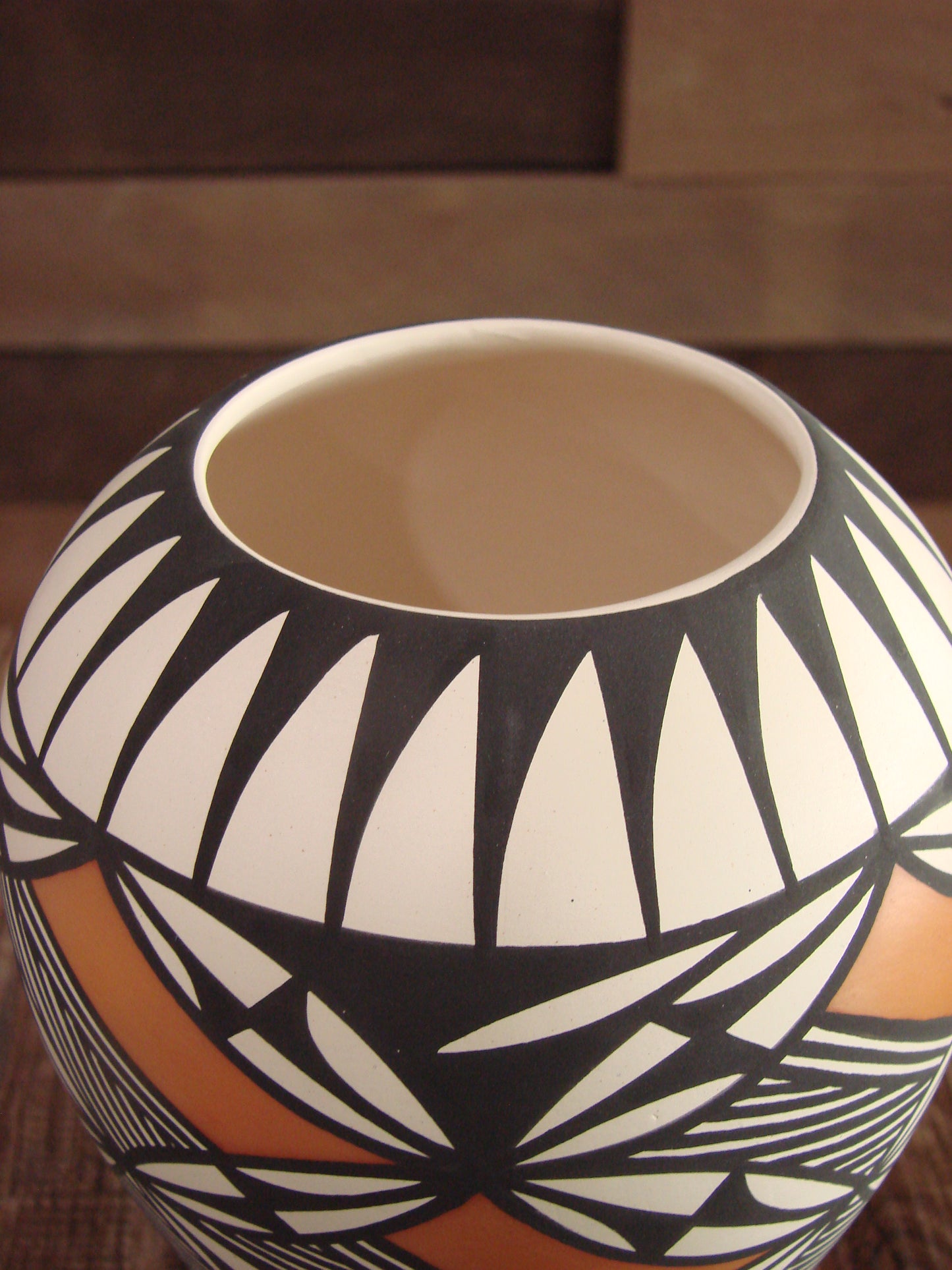 Native American Hand Painted Fine Line Acoma Pottery by Waconda