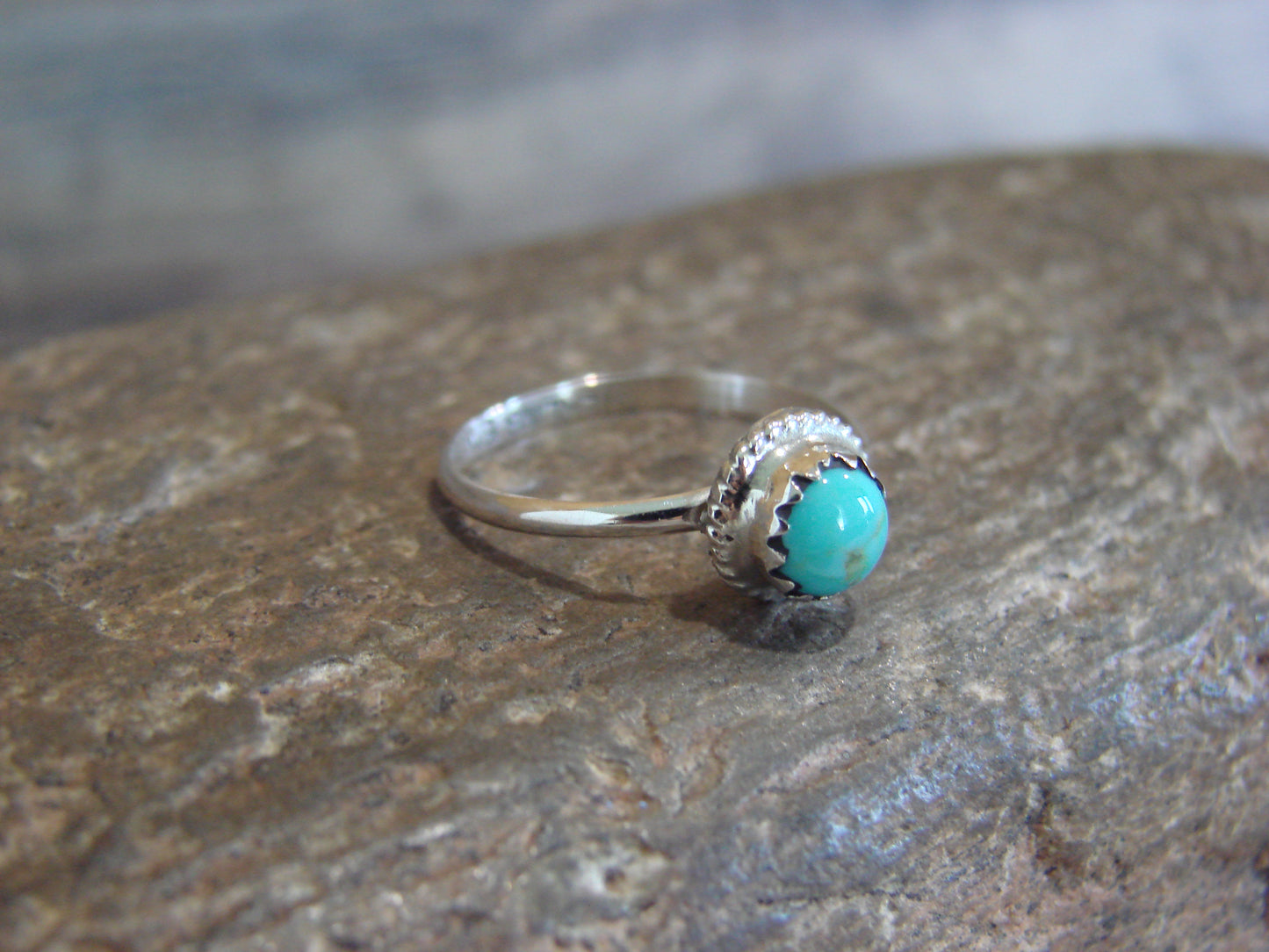 Native American Sterling Silver Round Turquoise Ring by Qualo - Size 5.5