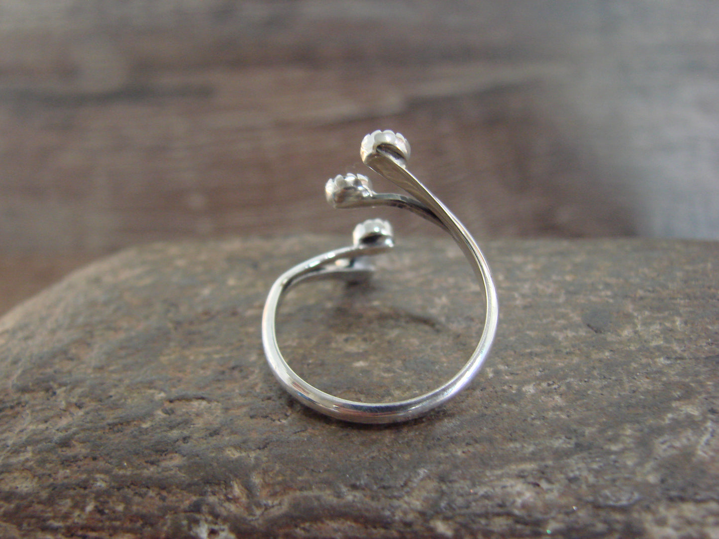 Native American Sterling Silver & White Opal Adjustable Ring - Largo