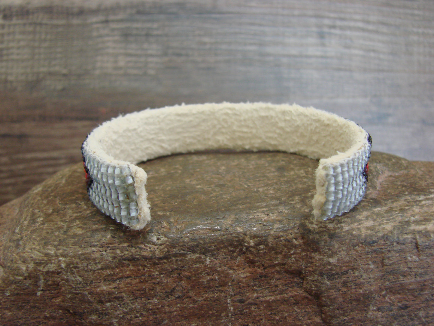 Native American Navajo Indian Hand Beaded 1/2" Bracelet by Cleveland