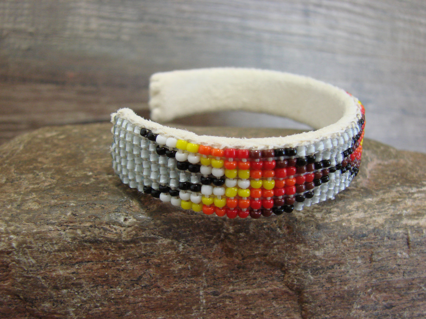 Native American Navajo Indian Hand Beaded 1/2" Bracelet by Cleveland