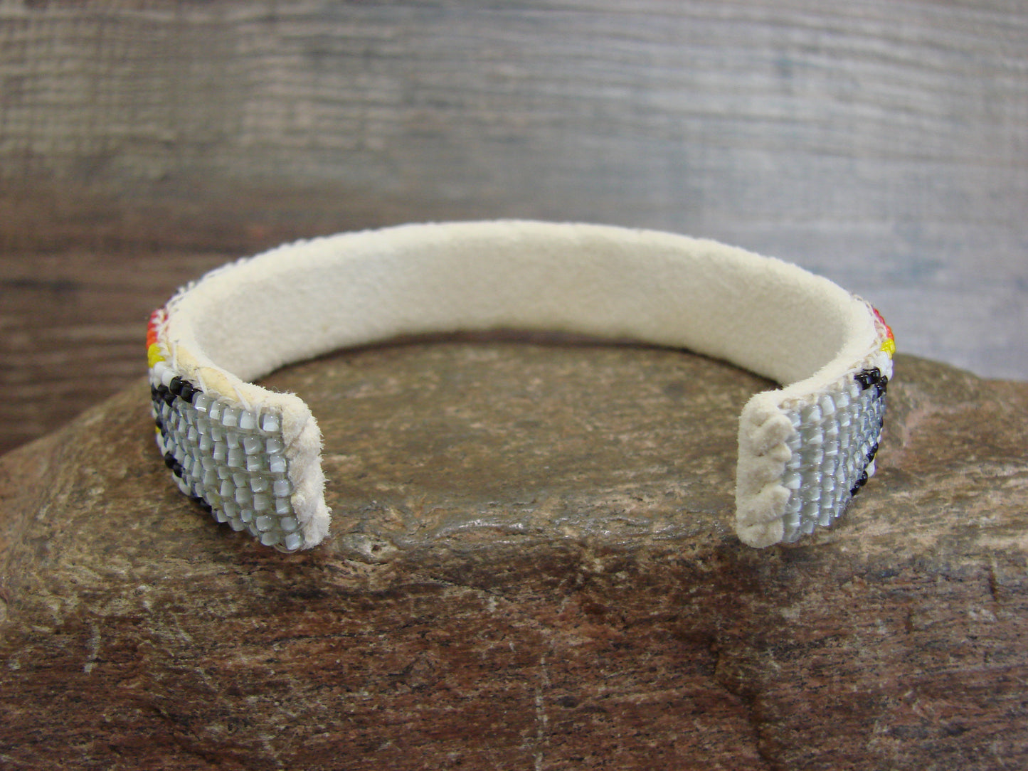Native American Navajo Indian Hand Beaded 1/2" Bracelet by Cleveland