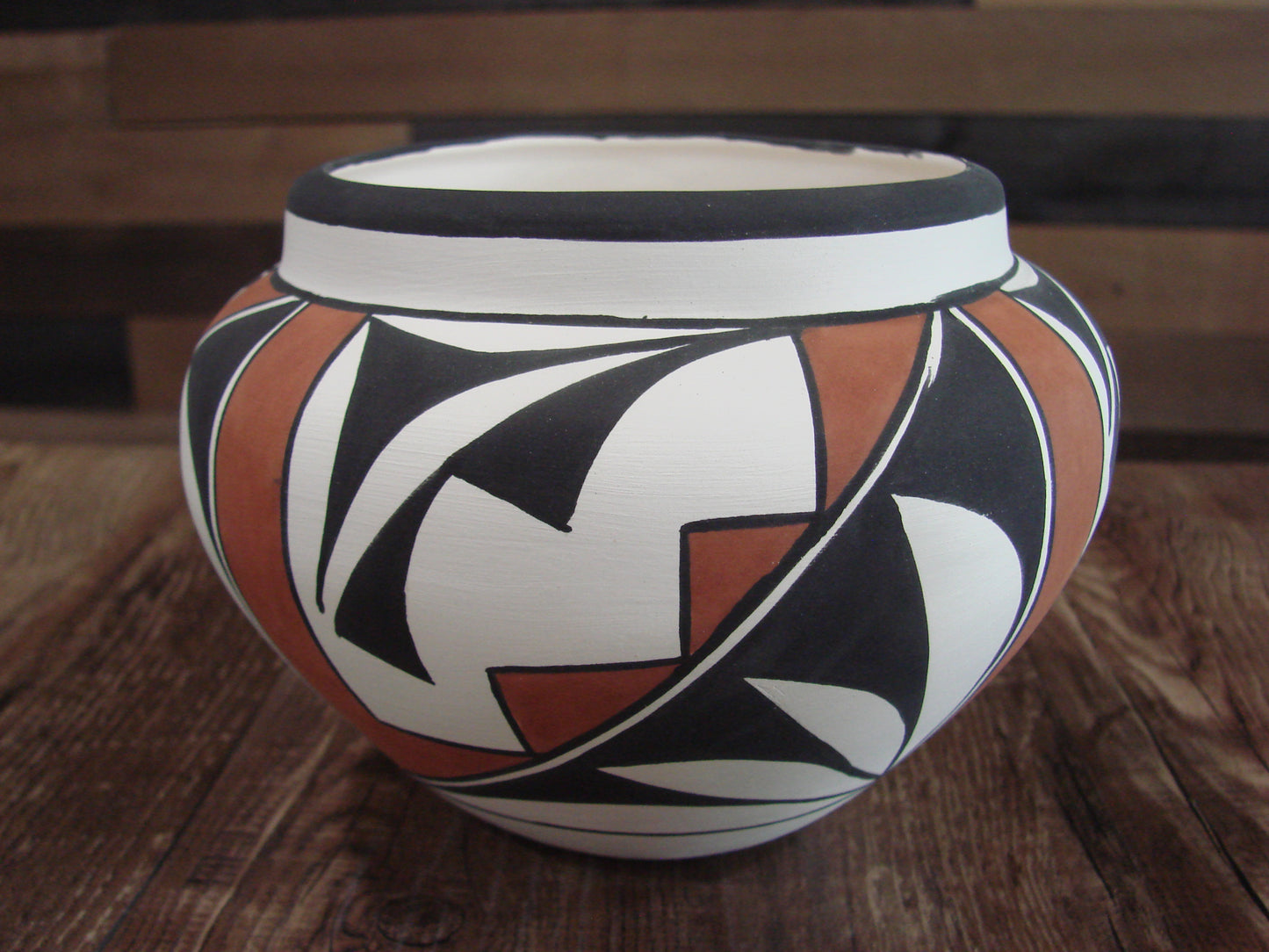 Native American Hand Painted Acoma Pottery by Kuutimaitsa