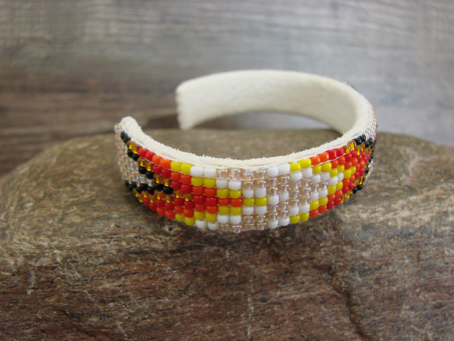 Native American Navajo Indian Hand Beaded 1/2" Bracelet by Cleveland