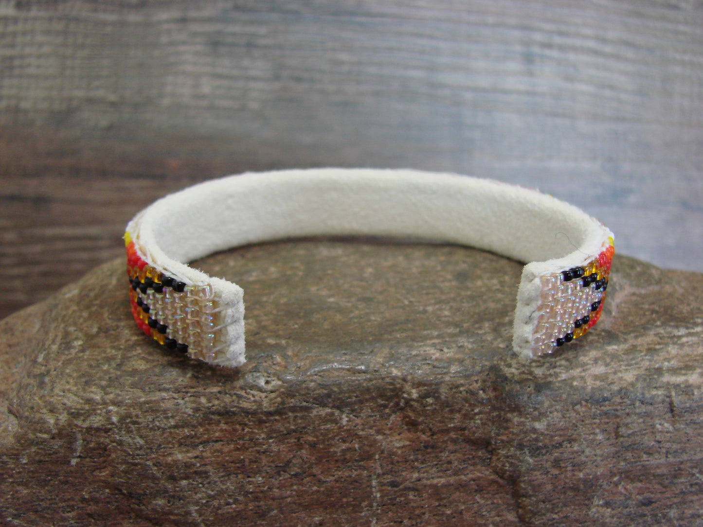 Native American Navajo Indian Hand Beaded 1/2" Bracelet by Cleveland