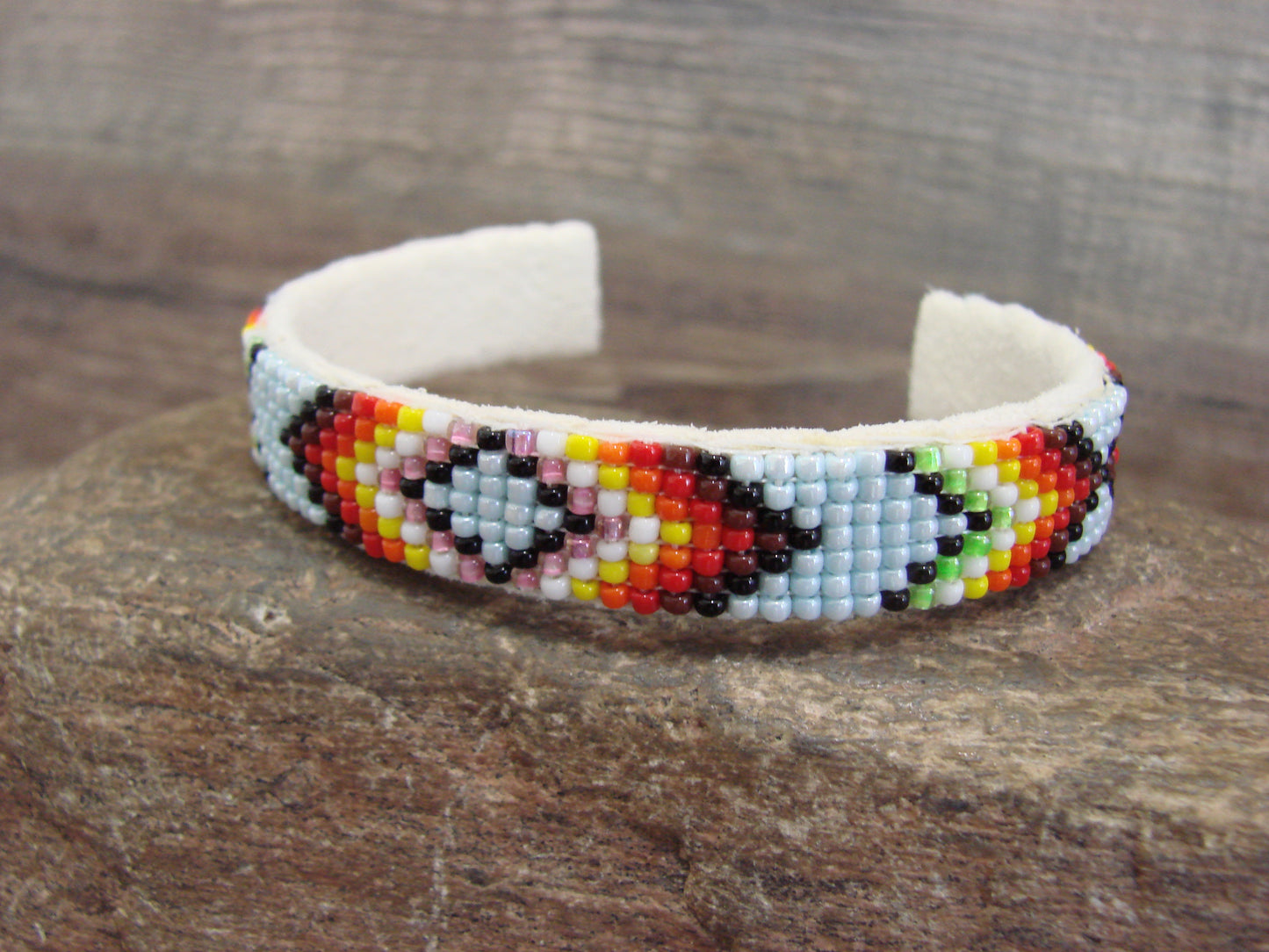 Native American Navajo Indian Hand Beaded 1/2" Bracelet by Cleveland