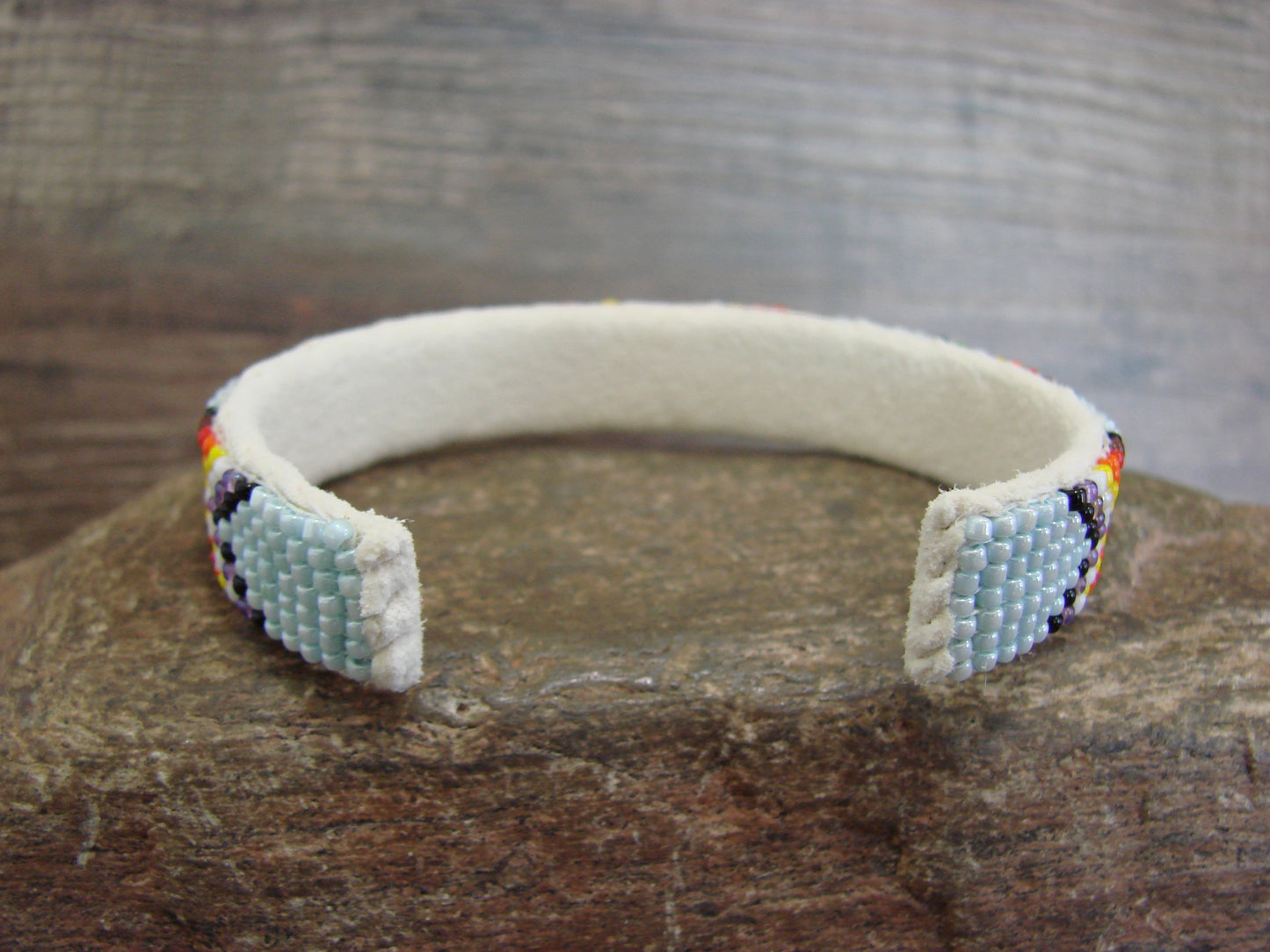 Native American Navajo Indian Hand Beaded 1/2" Bracelet by Cleveland