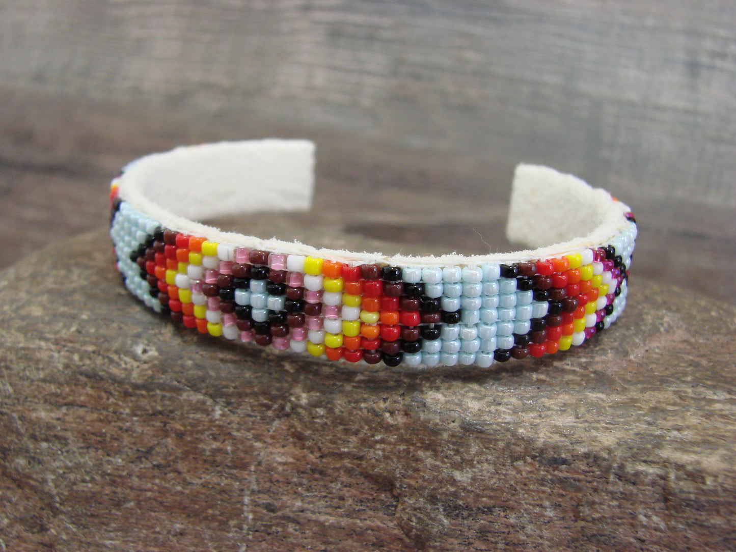 Native American Navajo Indian Hand Beaded 1/2" Bracelet by Cleveland