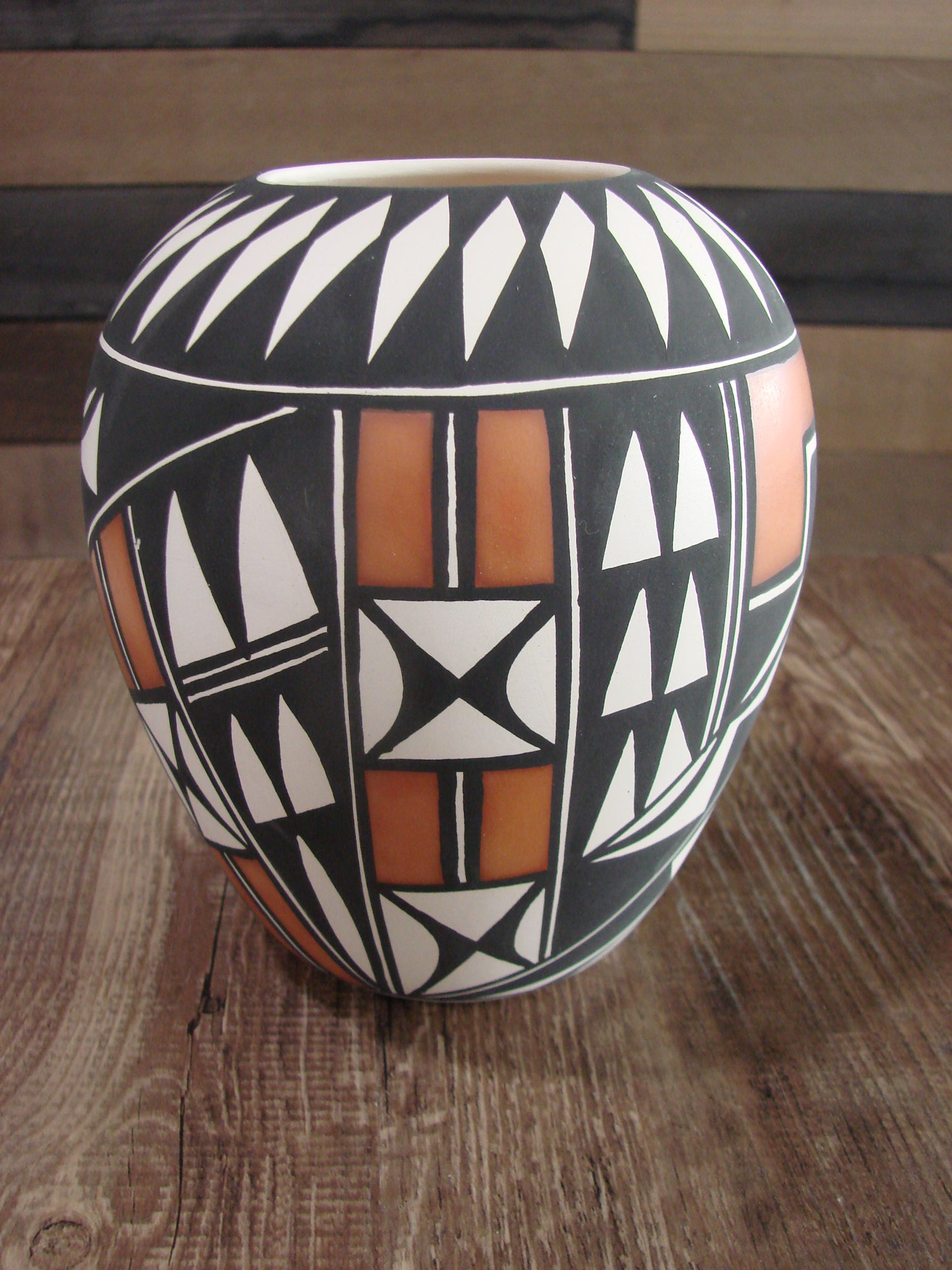Native American Hand Painted Fine Line Acoma Pottery by Waconda