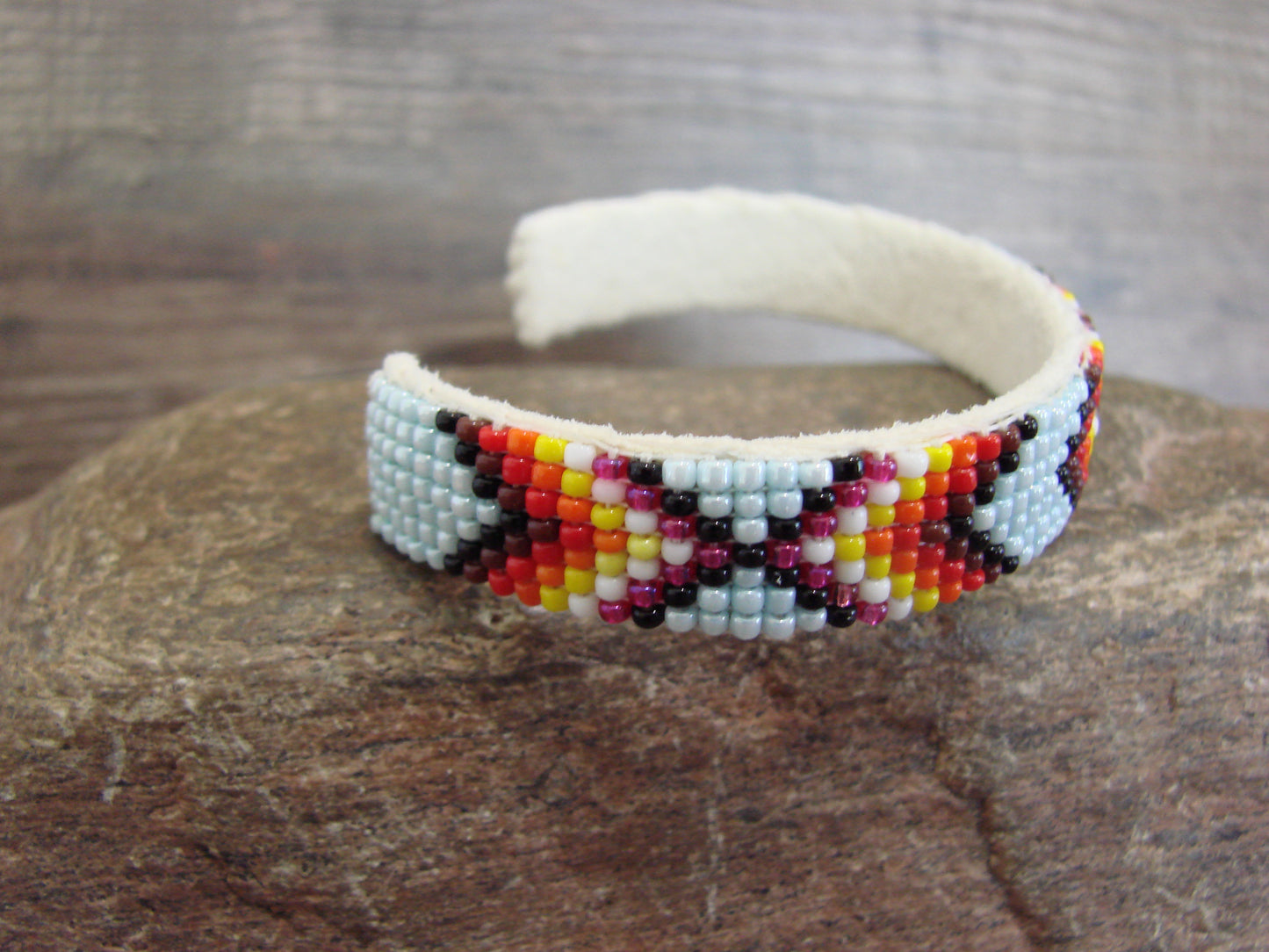 Native American Navajo Indian Hand Beaded 1/2" Bracelet by Cleveland