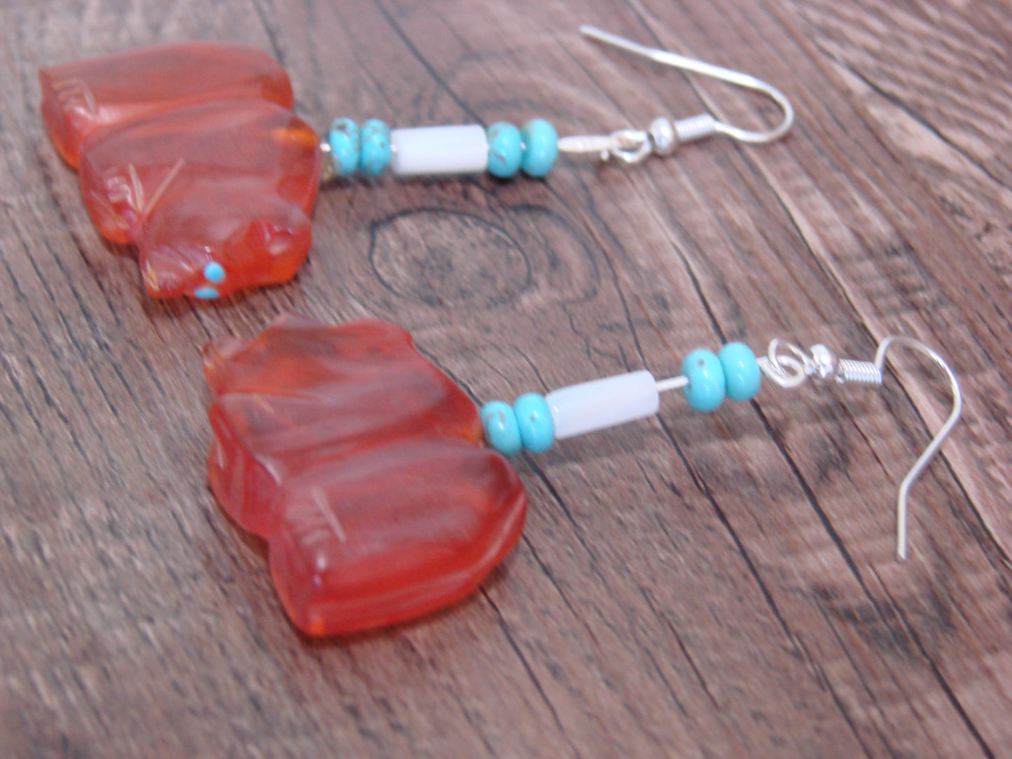 Native American Hand Carved Bear Fetish Dangle Earrings - Laate