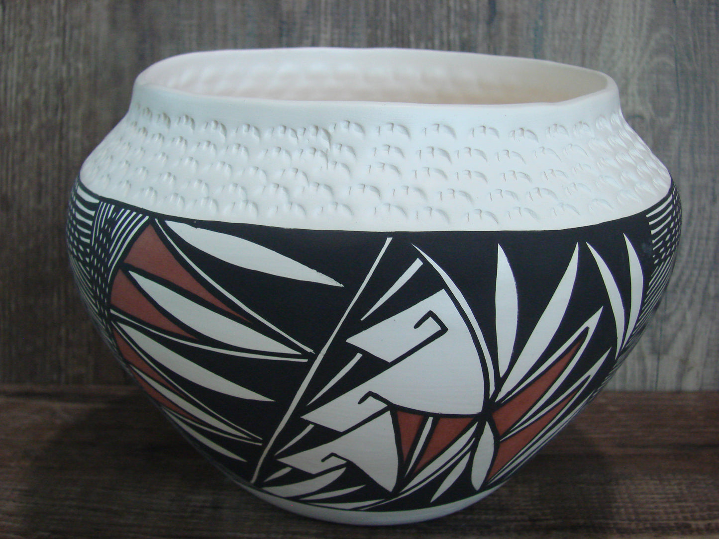 Acoma Pueblo Fine Line Hand Painted Pottery by Garcia