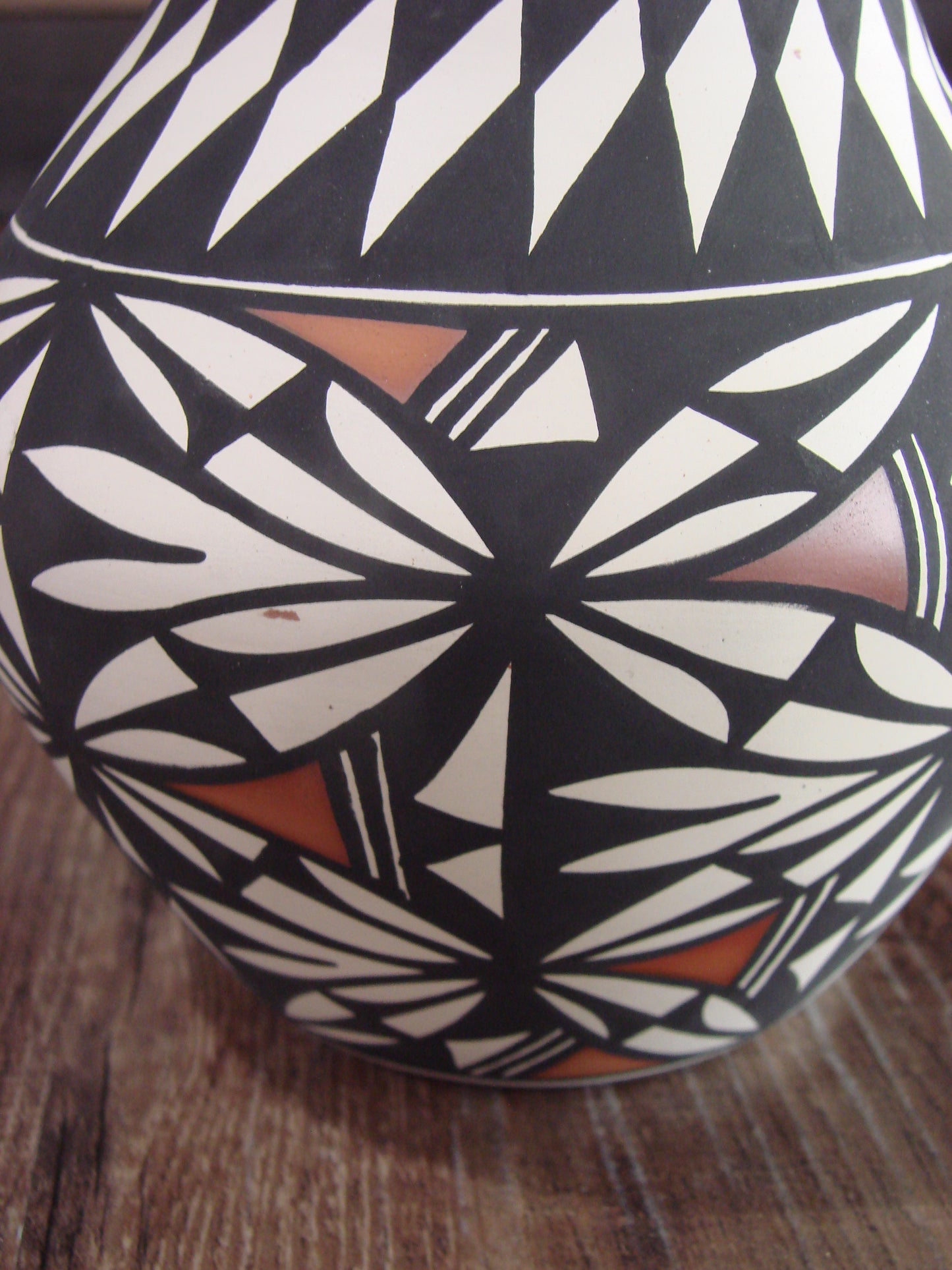 Native American Hand Painted Fine Line Acoma Pottery by Estevan