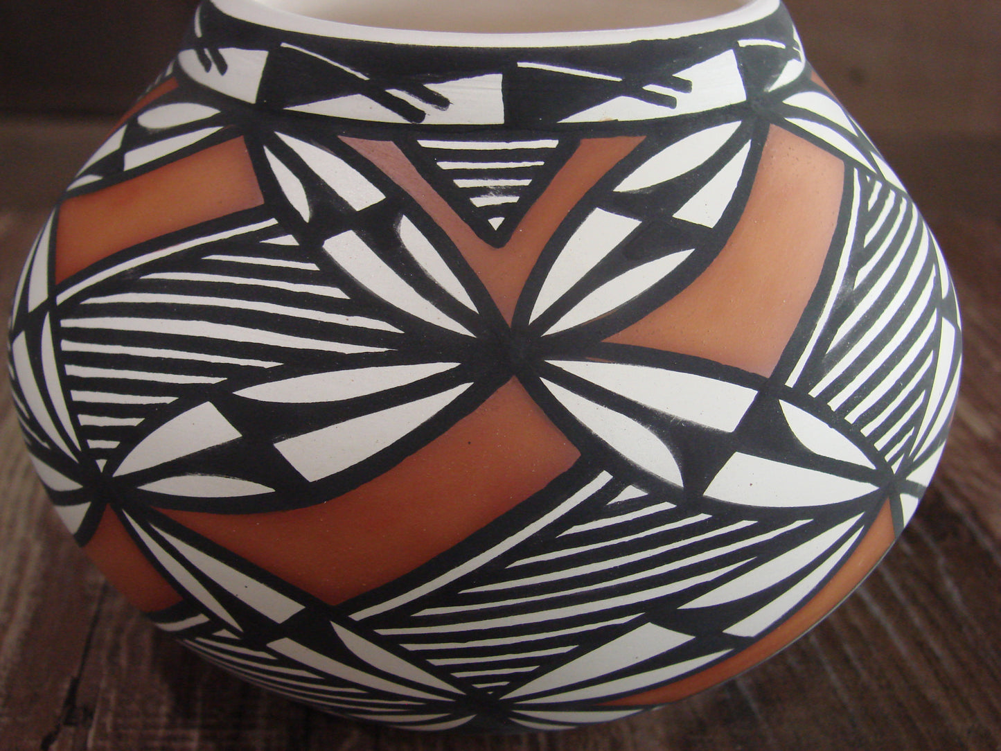 Native American Hand Painted Fine Line Acoma Pottery by Estevan