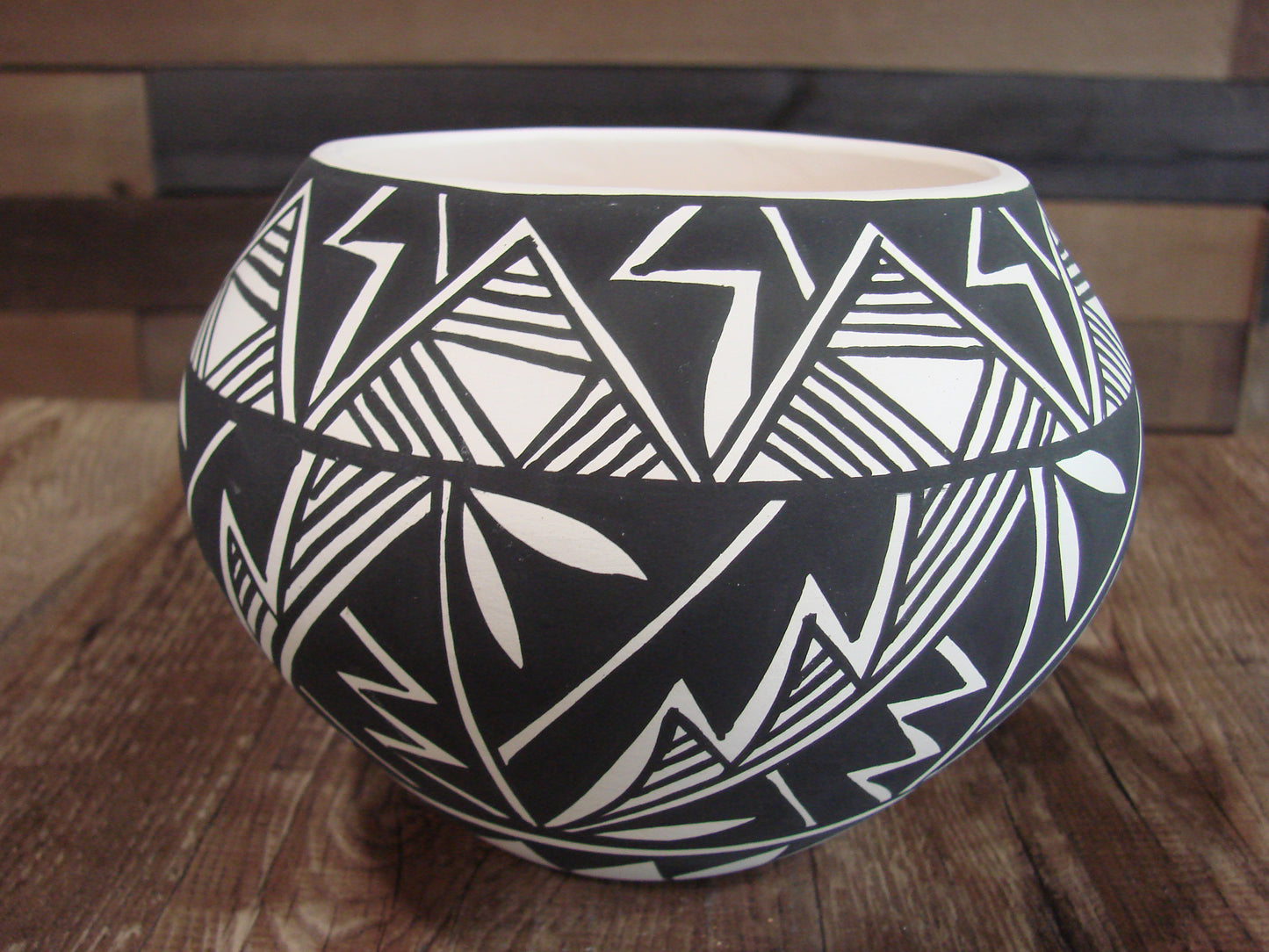 Native American Acoma Fine Line Hand Painted Pottery by Concho