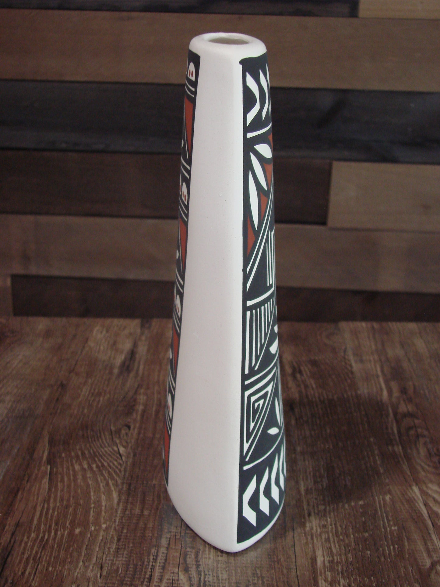 Native American Acoma Fine Line Hand Painted Pottery by Aragon