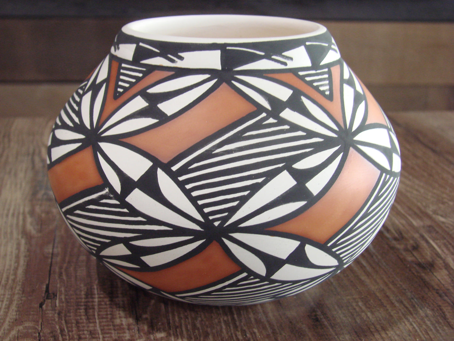Native American Hand Painted Fine Line Acoma Pottery by Estevan
