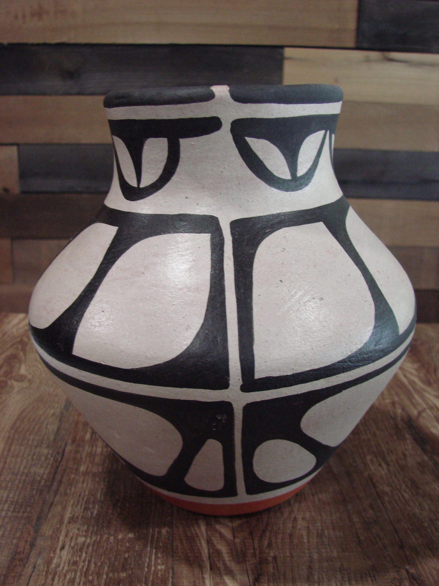Santo Domingo Kewa Handmade Clay Pottery by Billy Veale