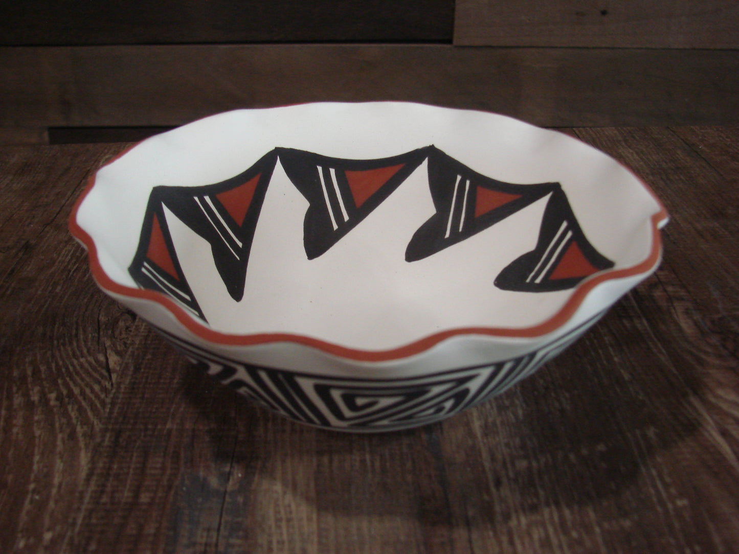 Native American Acoma Fine Line Hand Painted Pottery - Aragon